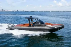 Buy a Capelli STRADIVARI STRADIVARI 43 at Shestakov Yacht Sales