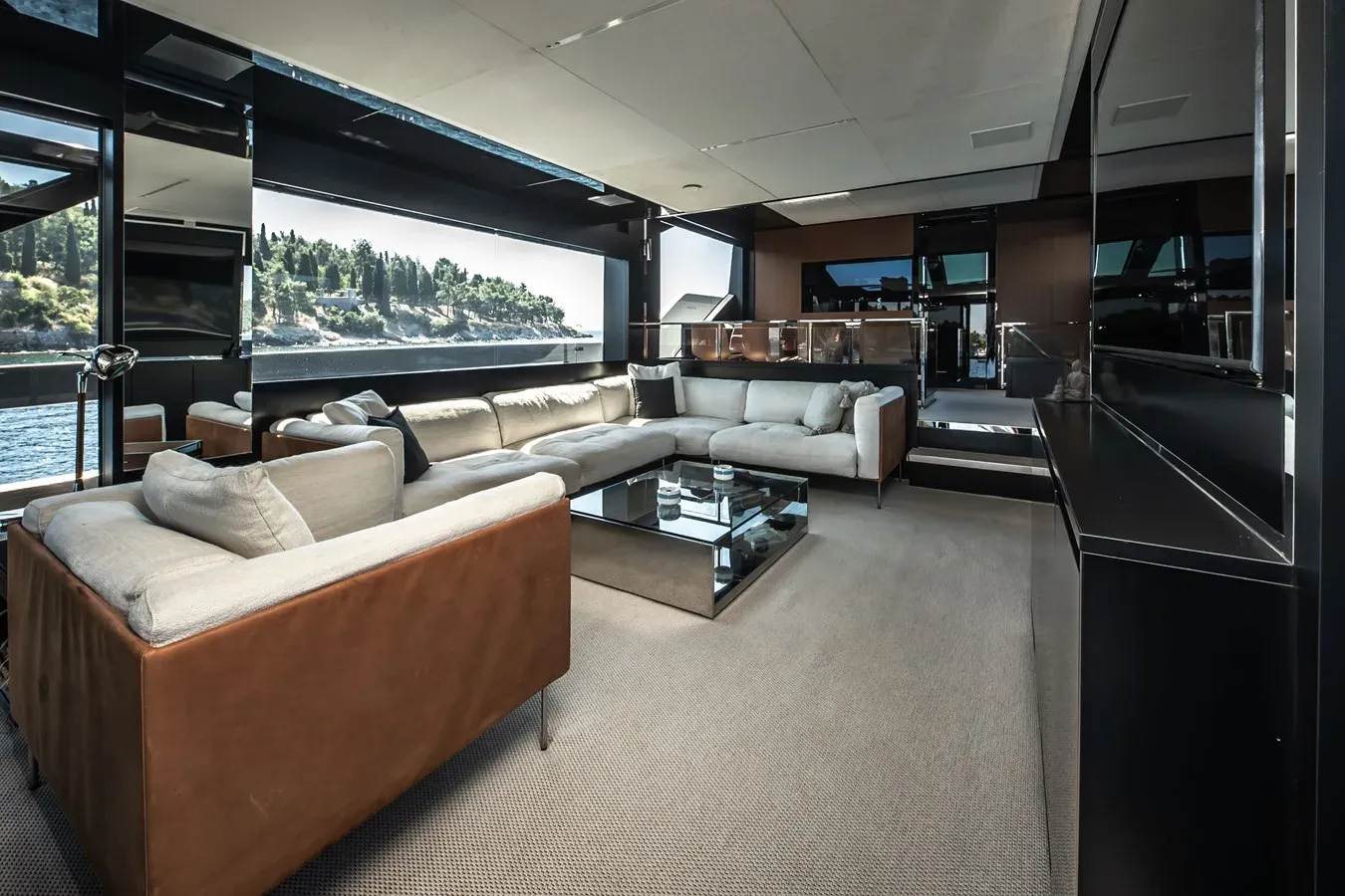 Buy a yacht CREA - CANTIERI RIVA SPA