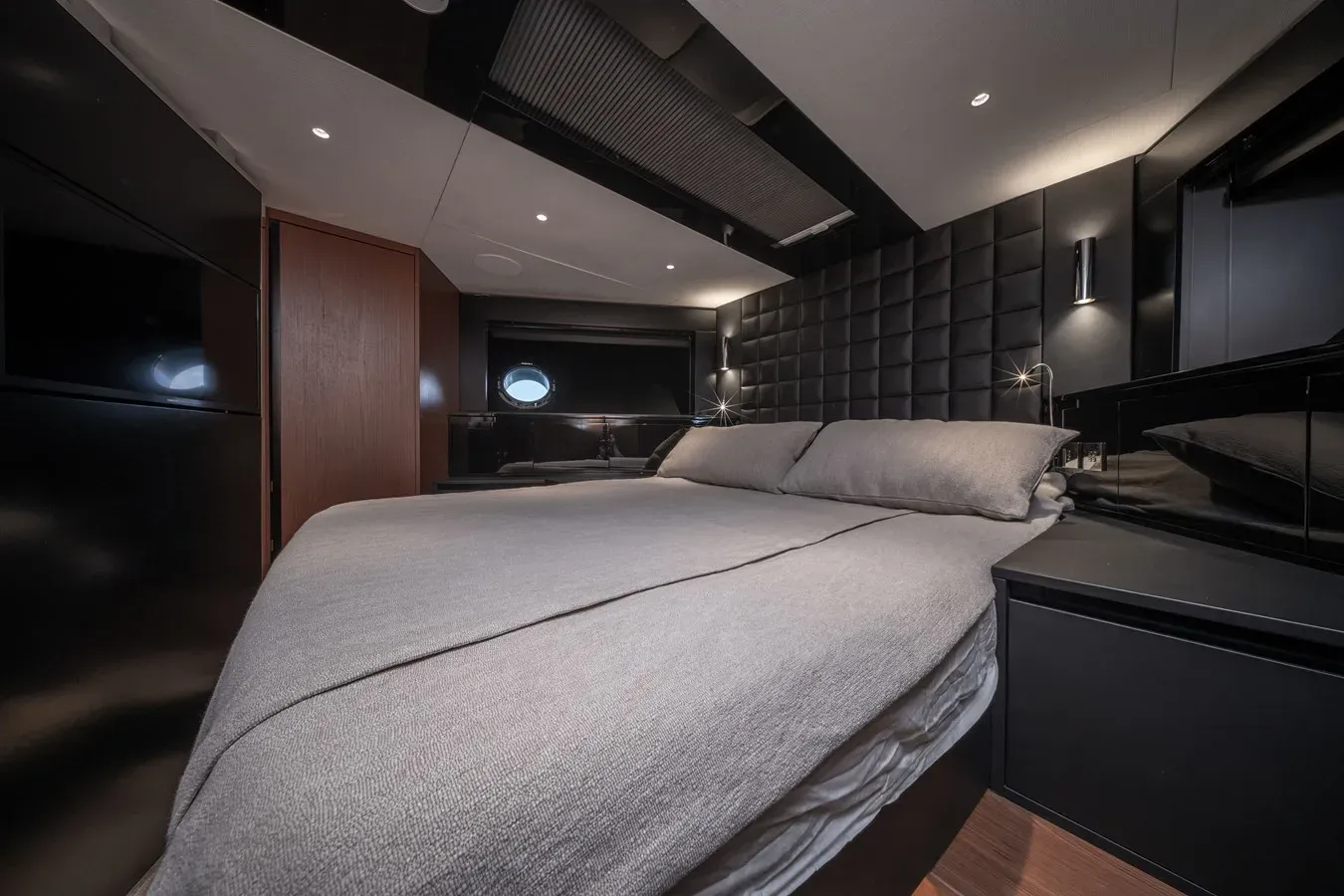 Buy a CREA 83 at Shestakov Yacht Sales