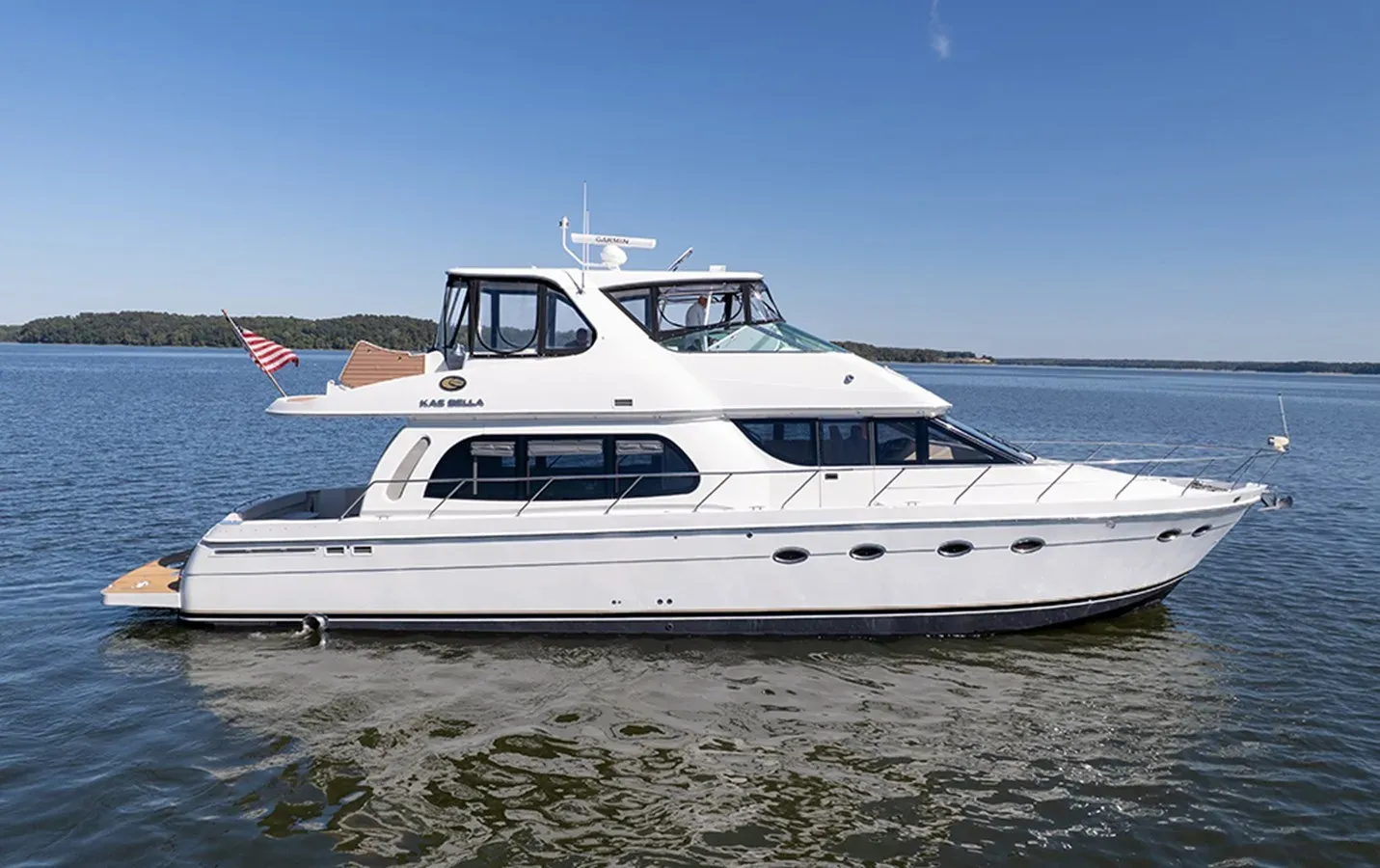 best yacht sales deals KAE BELLA - Carver Yachts