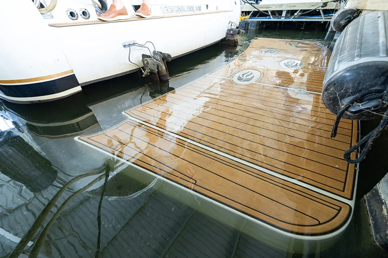 Buy a KAE BELLA - Carver Yachts at Shestakov Yacht Sales