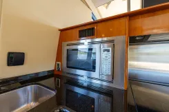 Buy a KAE BELLA - Carver Yachts at Shestakov Yacht Sales
