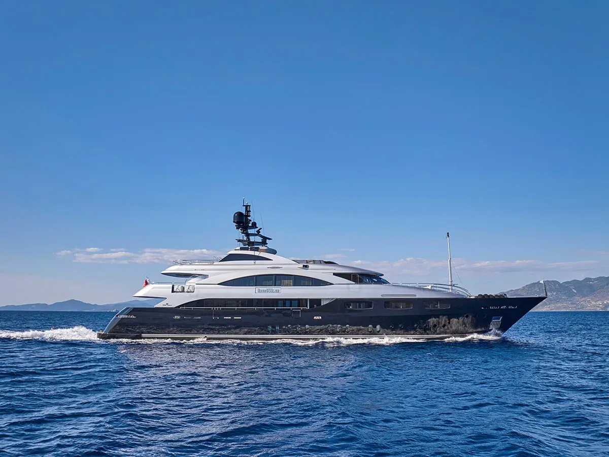 Buy a BELITA 164 at Shestakov Yacht Sales
