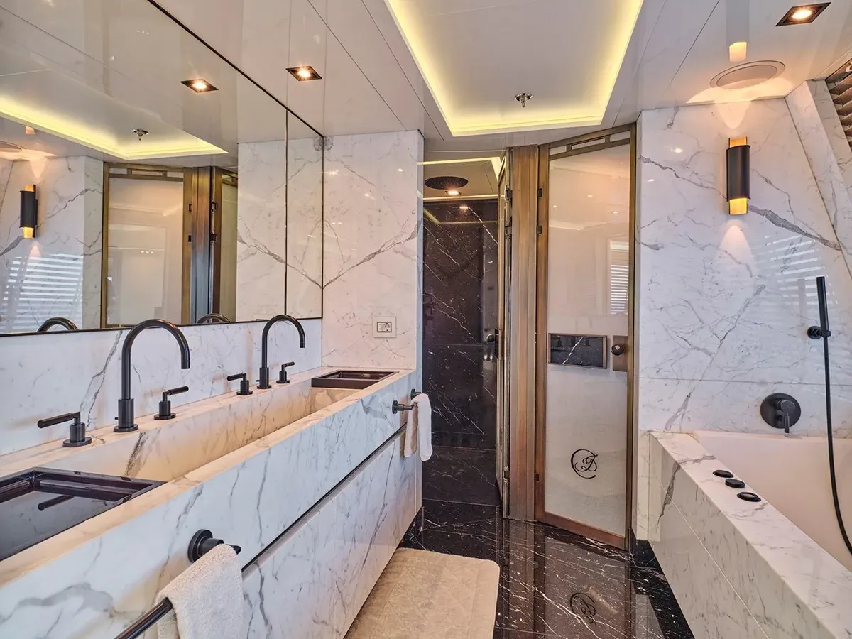 the best price on BELITA - CBI NAVI