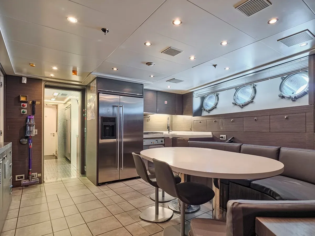 Buy a yacht BELITA - CBI NAVI