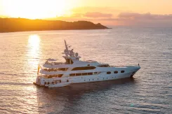 Купить яхту ELENI - CBI NAVI в Shestakov Yacht Sales