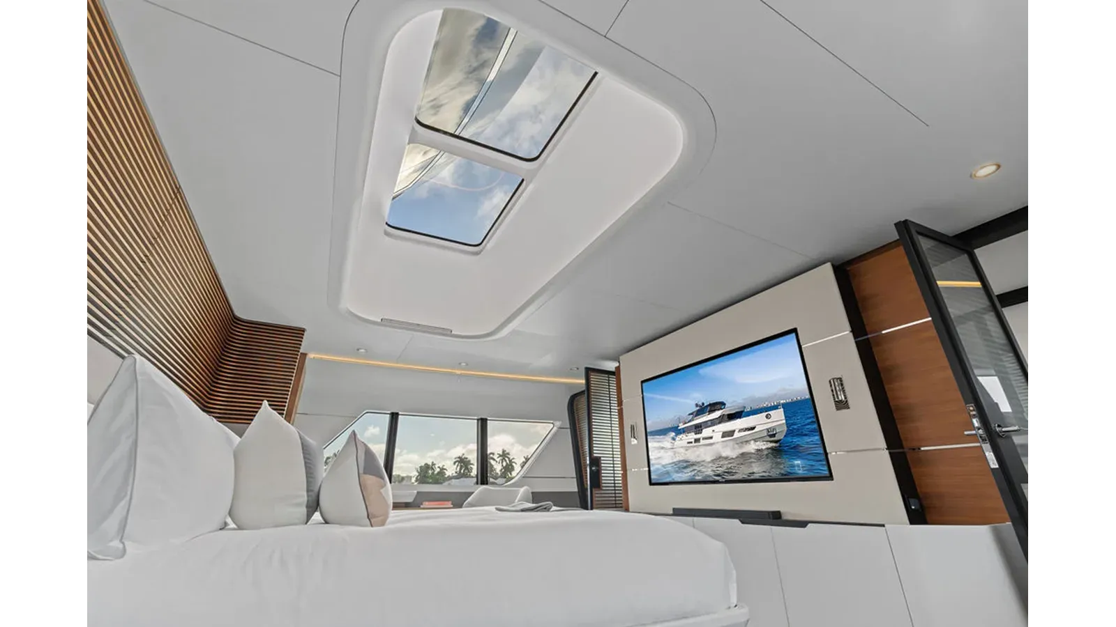 REUNION 2022 yacht sale