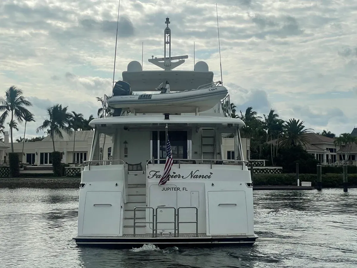 Продажа яхты FANCIER NANCI Sport Motor Yacht