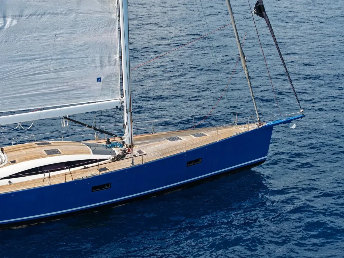 the best price on Aminika 68