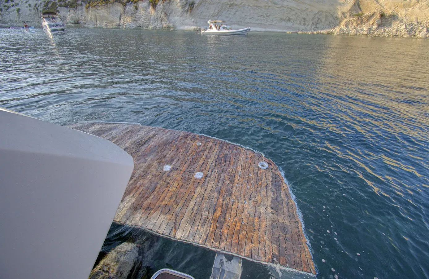 Buy a yacht Thaumasia 44