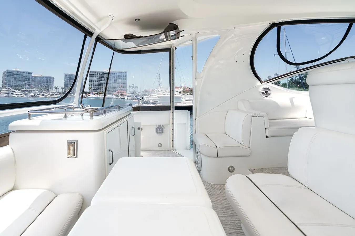 Buy a CRUISERS YACHTS 415 2008 at Shestakov Yacht Sales