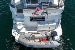 the best price on CRUISERS YACHTS 415 42