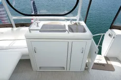 CRUISERS YACHTS 415 - Cruisers Yachts yacht sale