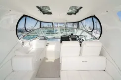 the best price on CRUISERS YACHTS 415 42