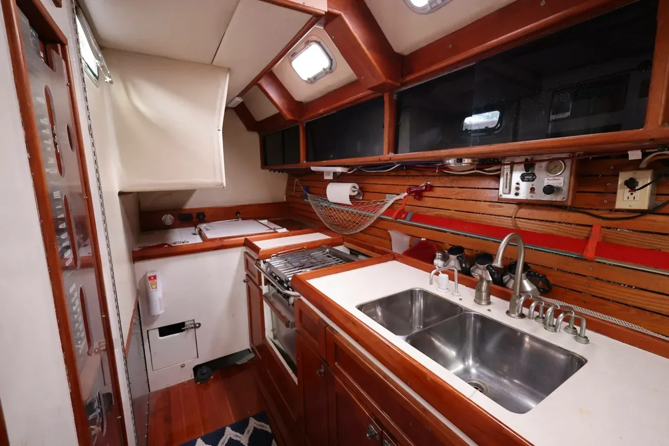Silver Bullet 55 yacht sale