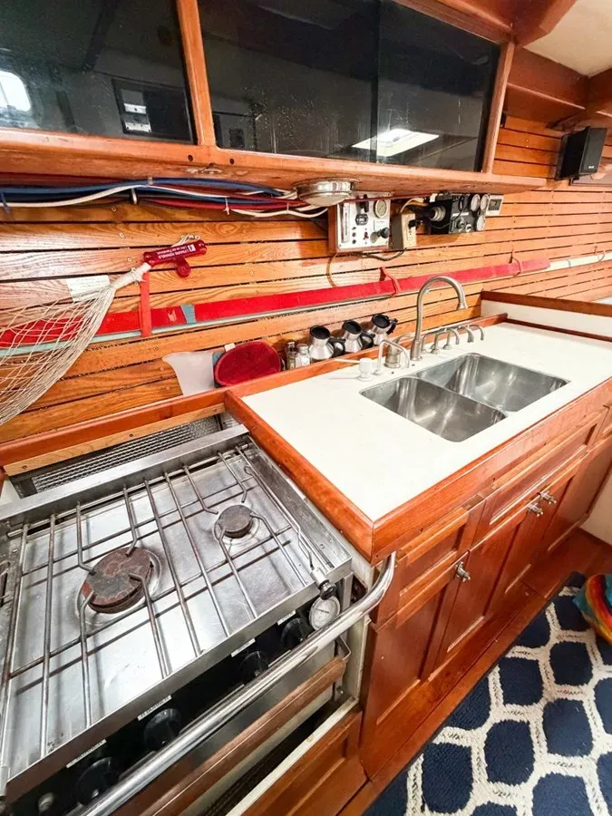 best yacht sales deals Silver Bullet - CUSTOM BUILT