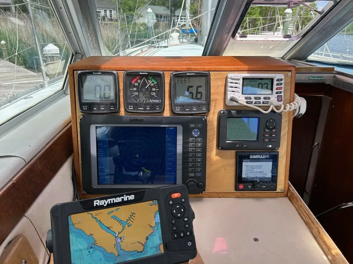 best yacht sales deals Silver Bullet 1998