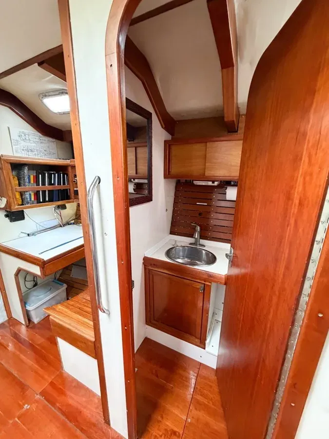 best yacht sales deals Silver Bullet 55