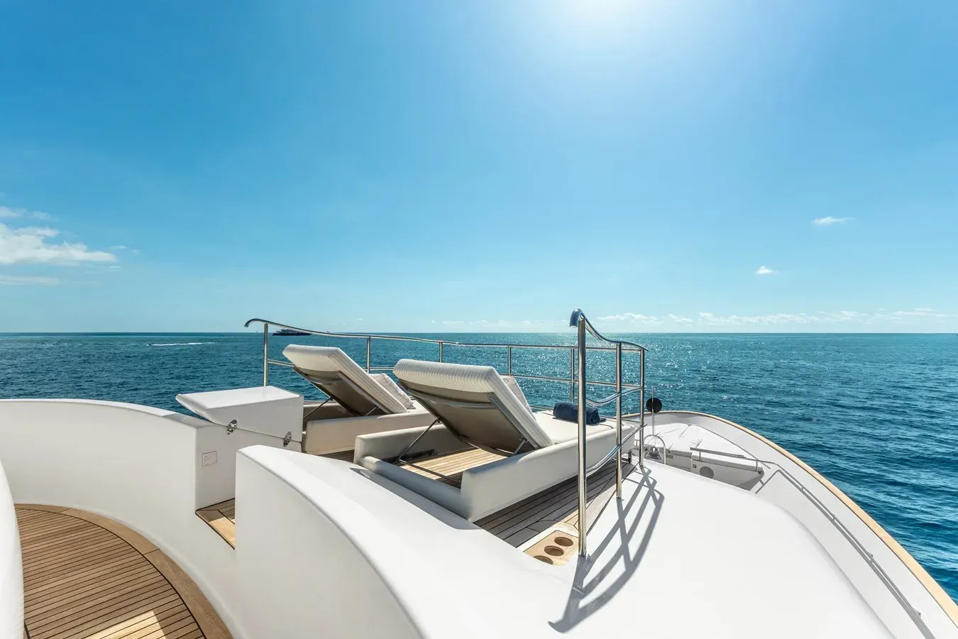 CENTURION - Custom Line yacht sale