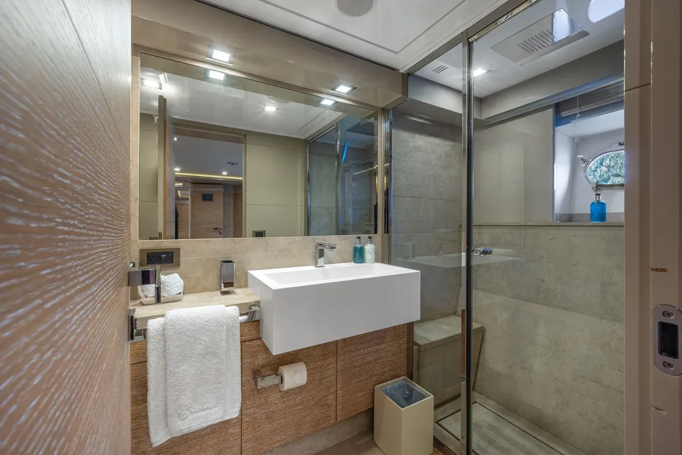 CENTURION 107 yacht sale