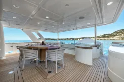 Buy a yacht CENTURION - Custom Line