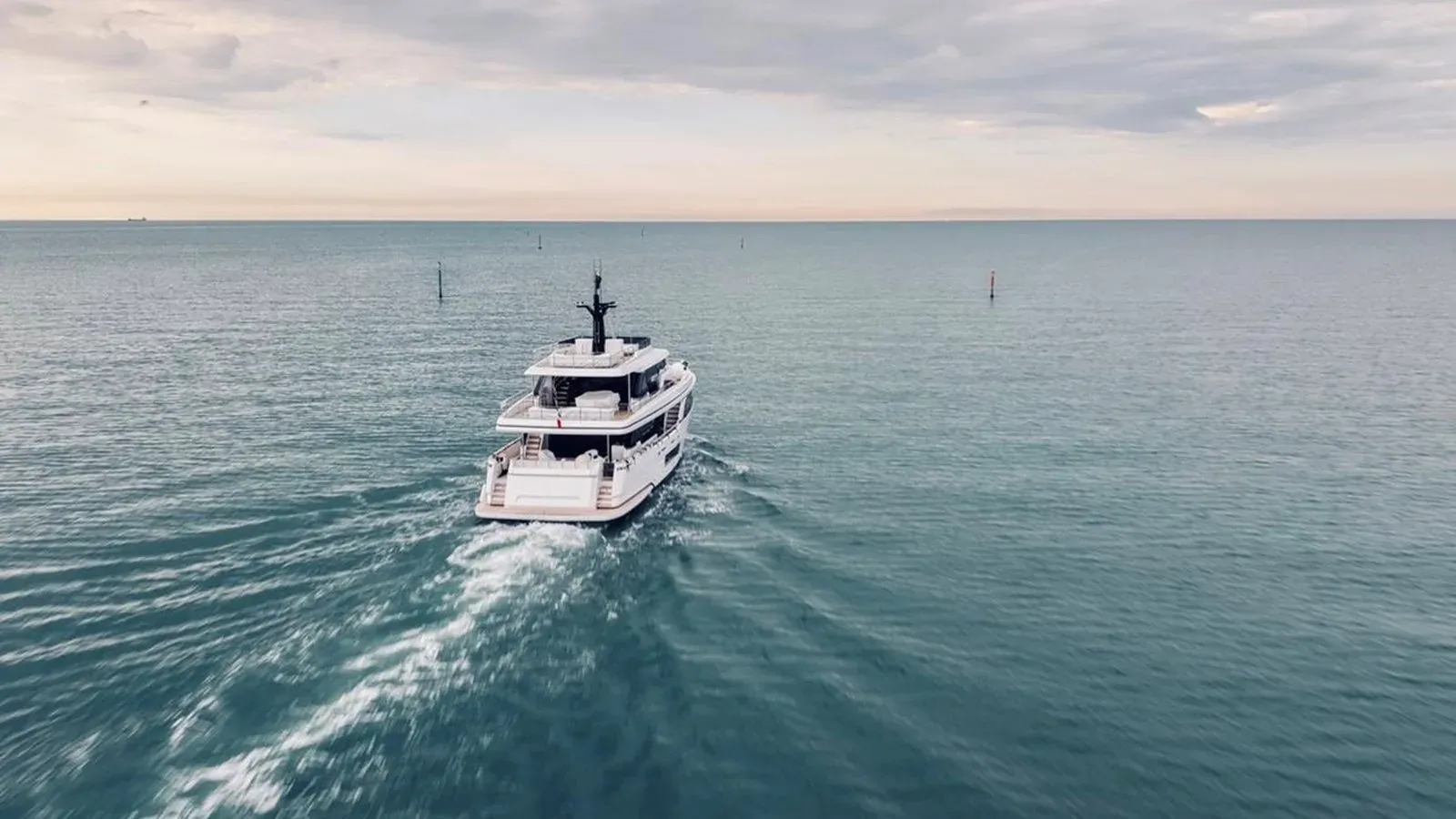 best yacht sales deals SOLE Navetta 30