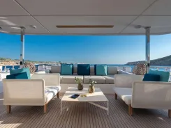 ON - Custom Line yacht sale