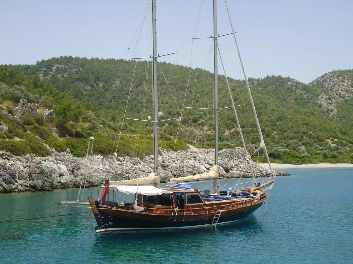 TRIPPIN - CUSTOM MADE yacht sale