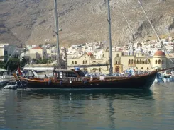 best yacht sales deals TRIPPIN - CUSTOM MADE