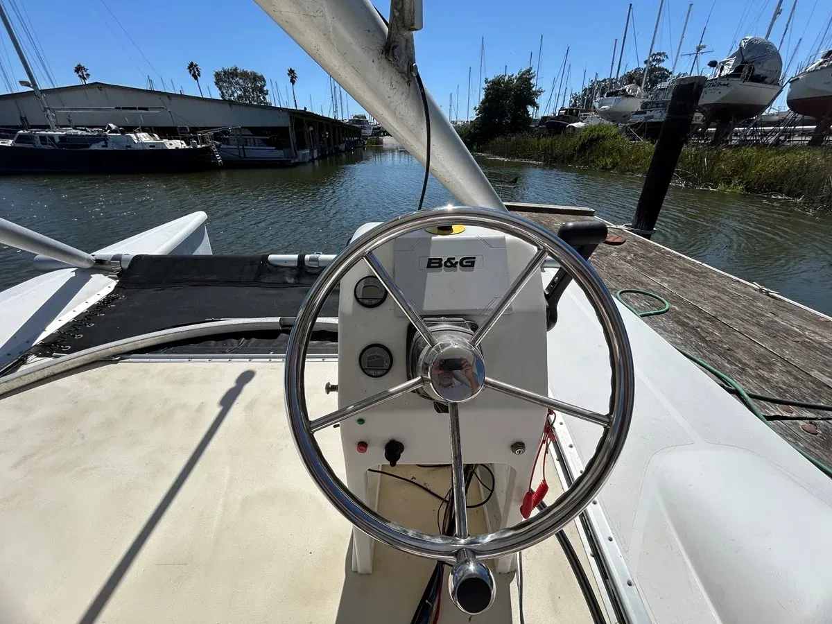 WIND & WING 33 yacht sale