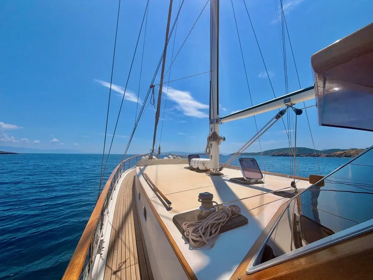 Buy a NA - CUSTOM at Shestakov Yacht Sales