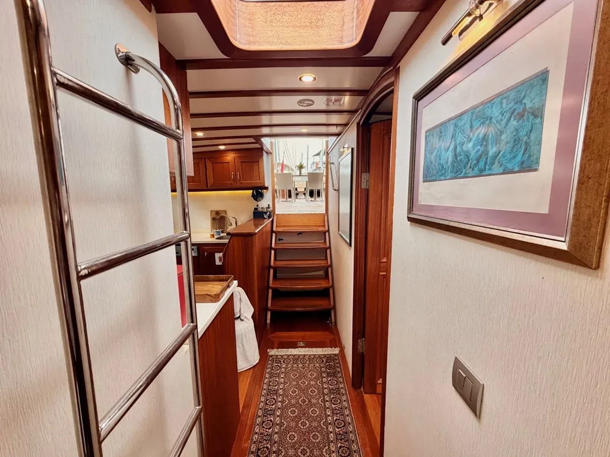 best yacht sales deals NA - CUSTOM