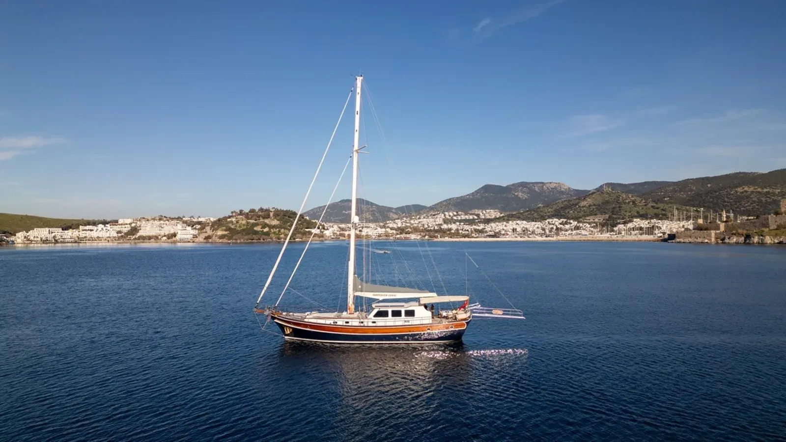 Buy a yacht NA 2021
