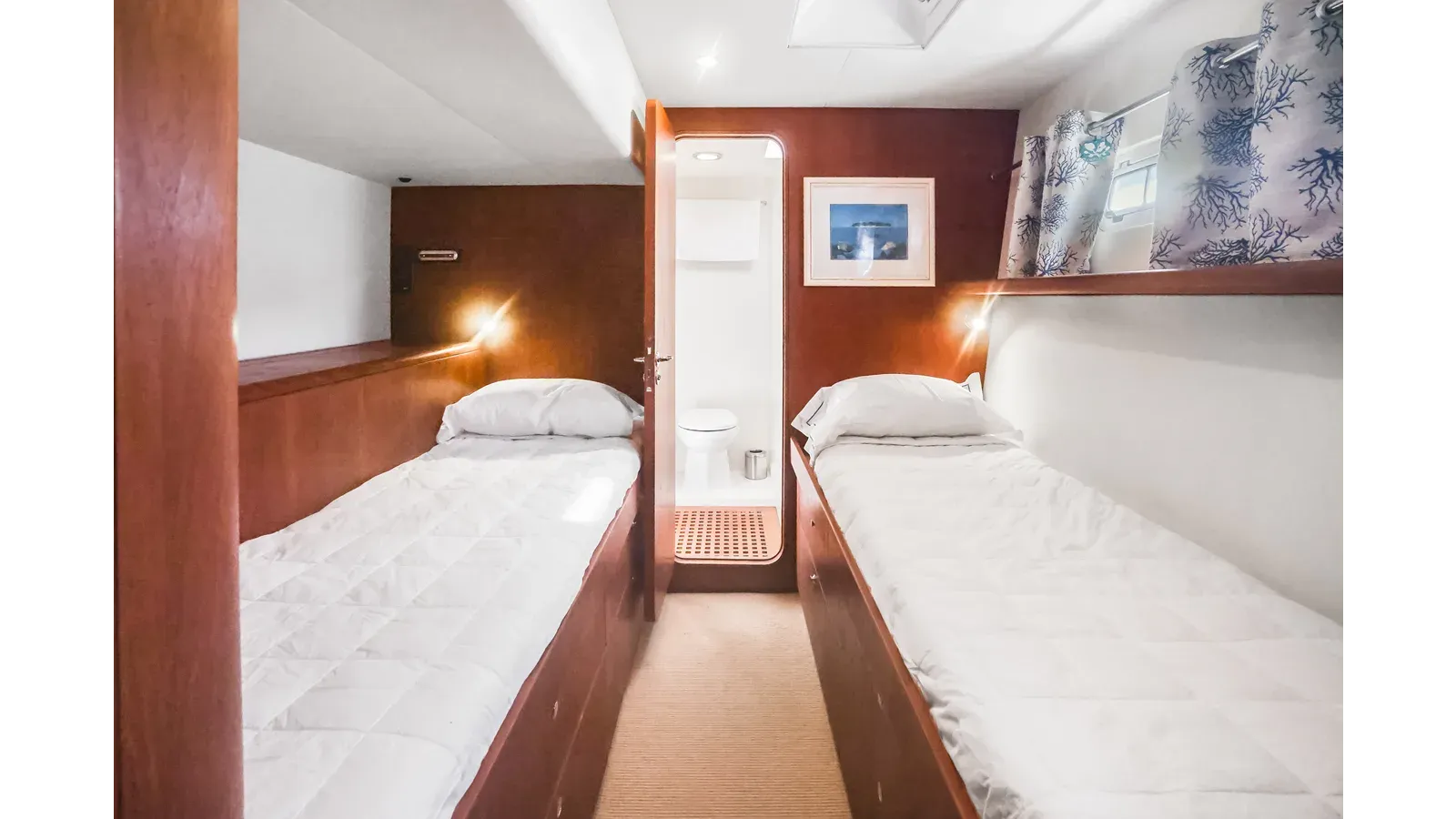 best yacht sales deals Moana 2000