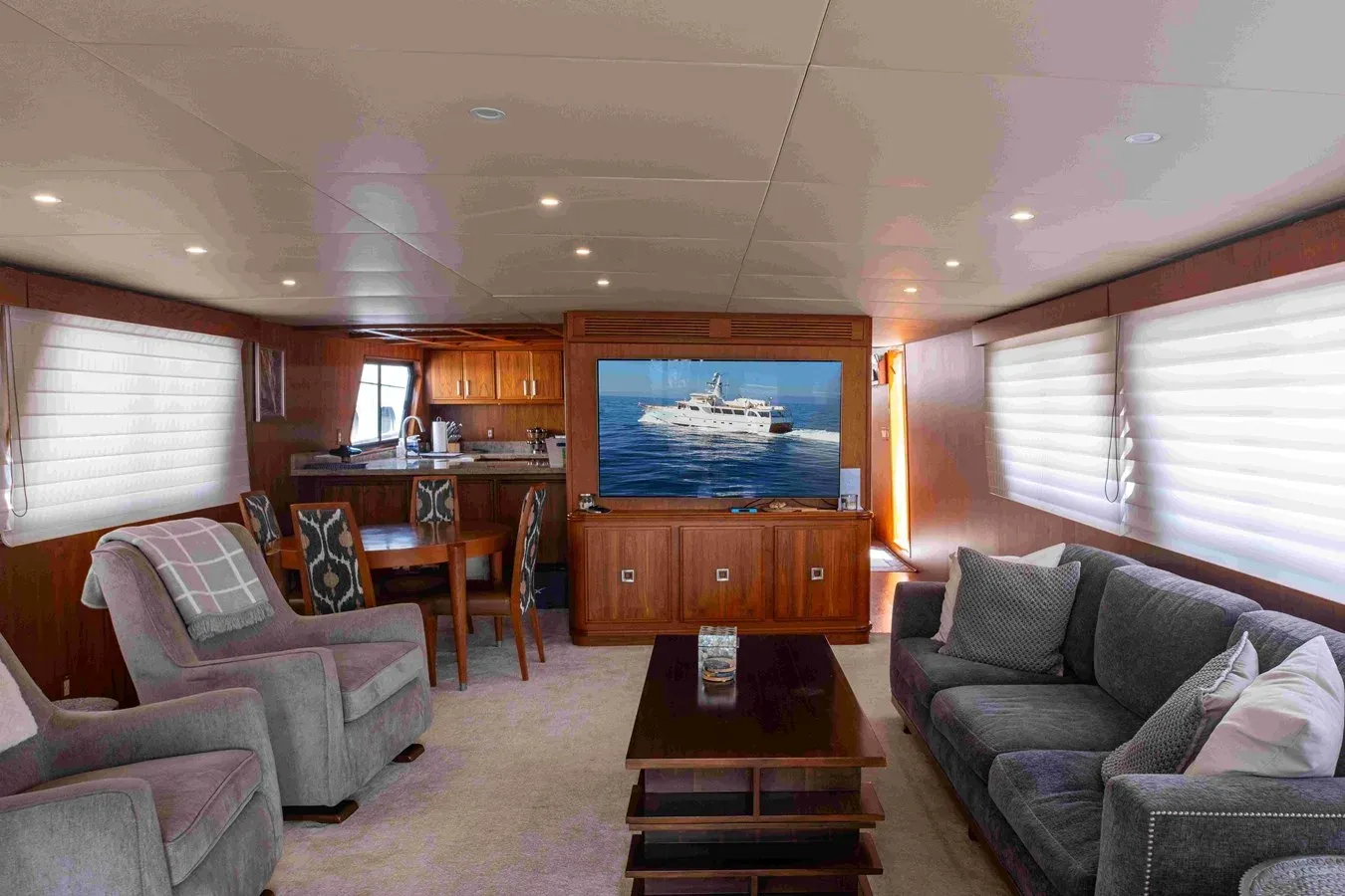 Buy a Sapphire Sea II 86 at Shestakov Yacht Sales