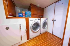the best price on Sapphire Sea II Motoryacht