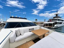 Buy a yacht Dominator 780 S Deluxe
