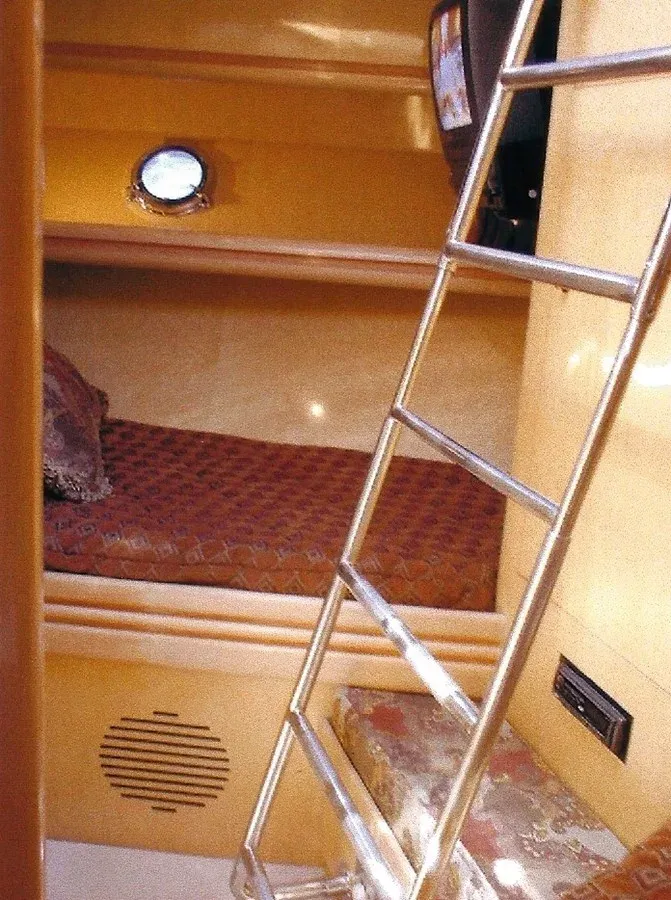 Buy a Show Me The Money 1997 at Shestakov Yacht Sales