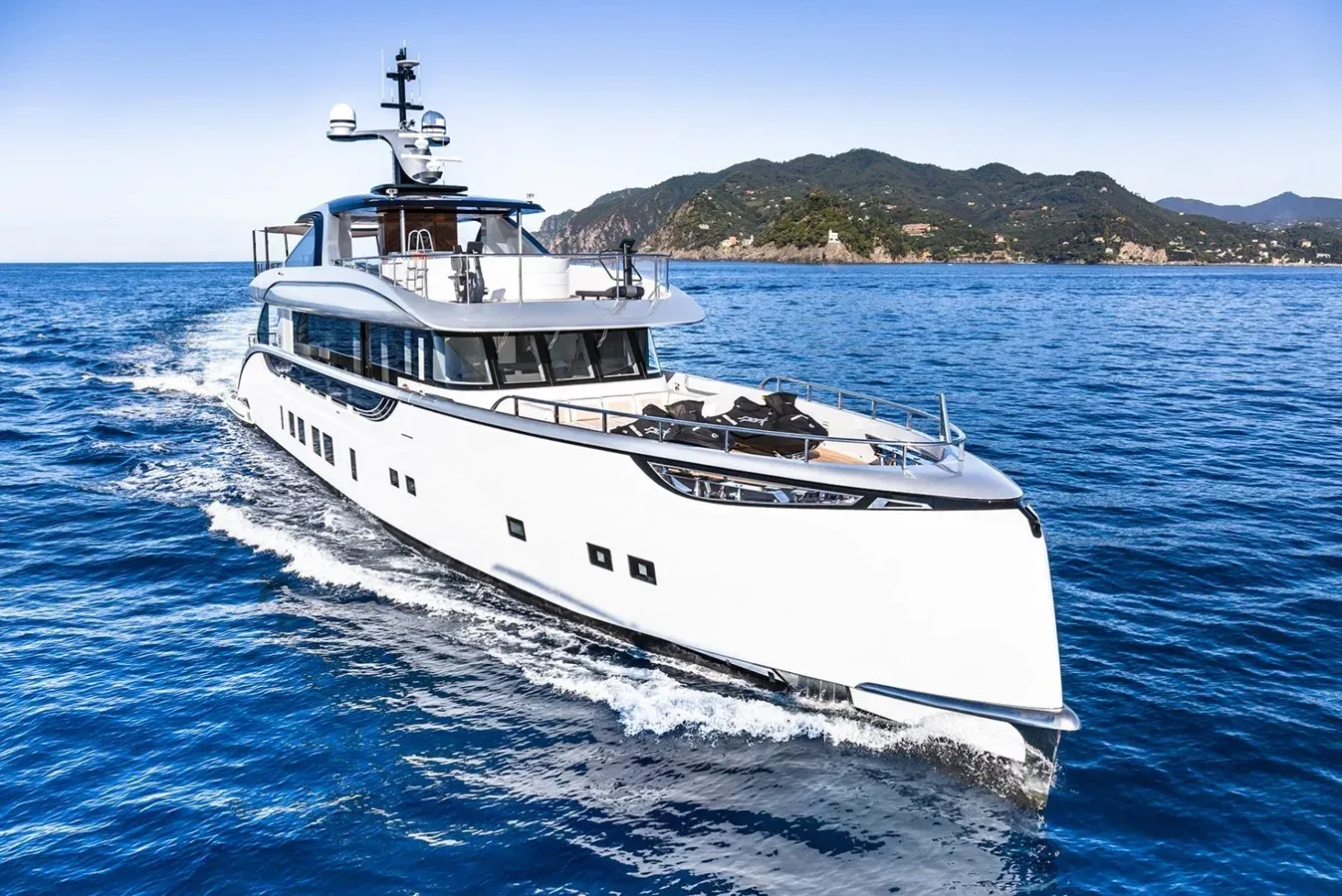 Buy a JETSETTER 126 at Shestakov Yacht Sales