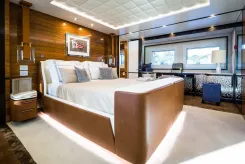 Buy a yacht JETSETTER - Dynamiq