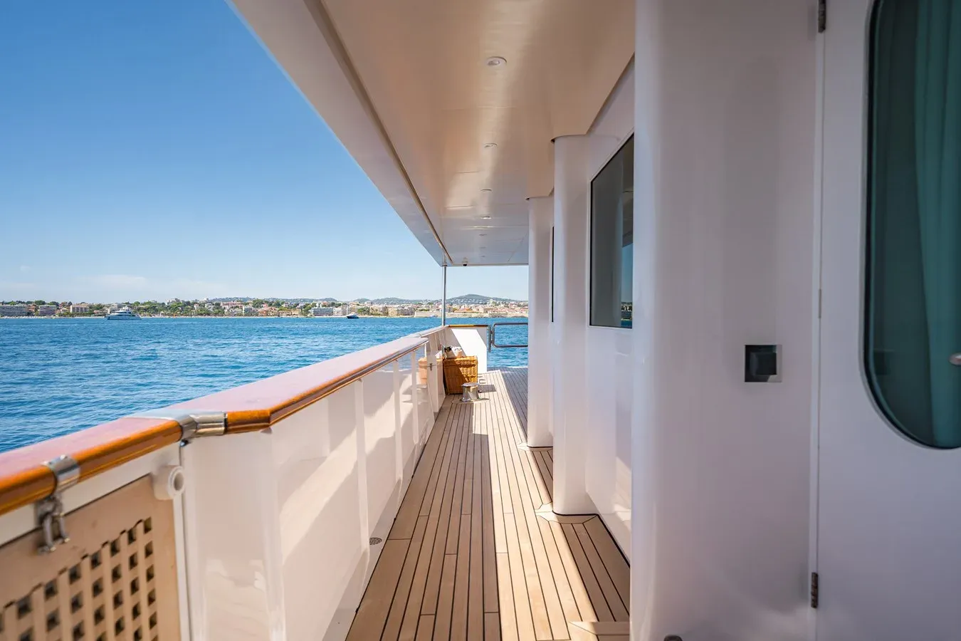 Стоимость яхты KORU - FeadShip