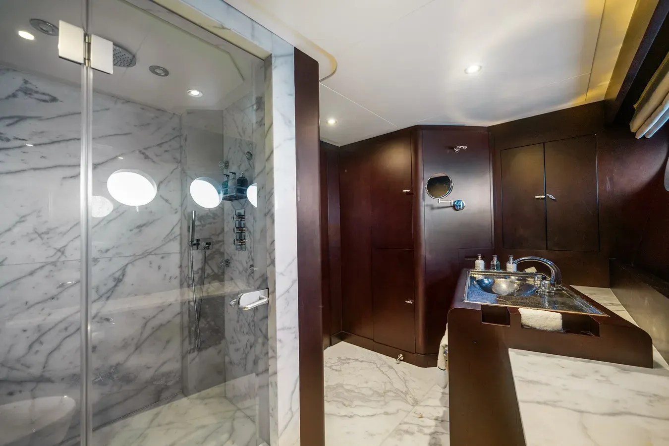 Продажа яхты KORU - FeadShip