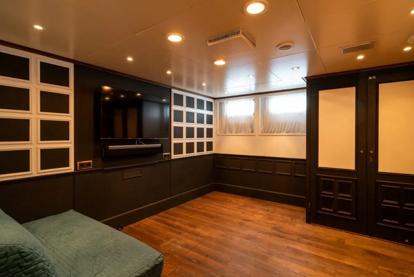 the best price on STELLA FIERA II