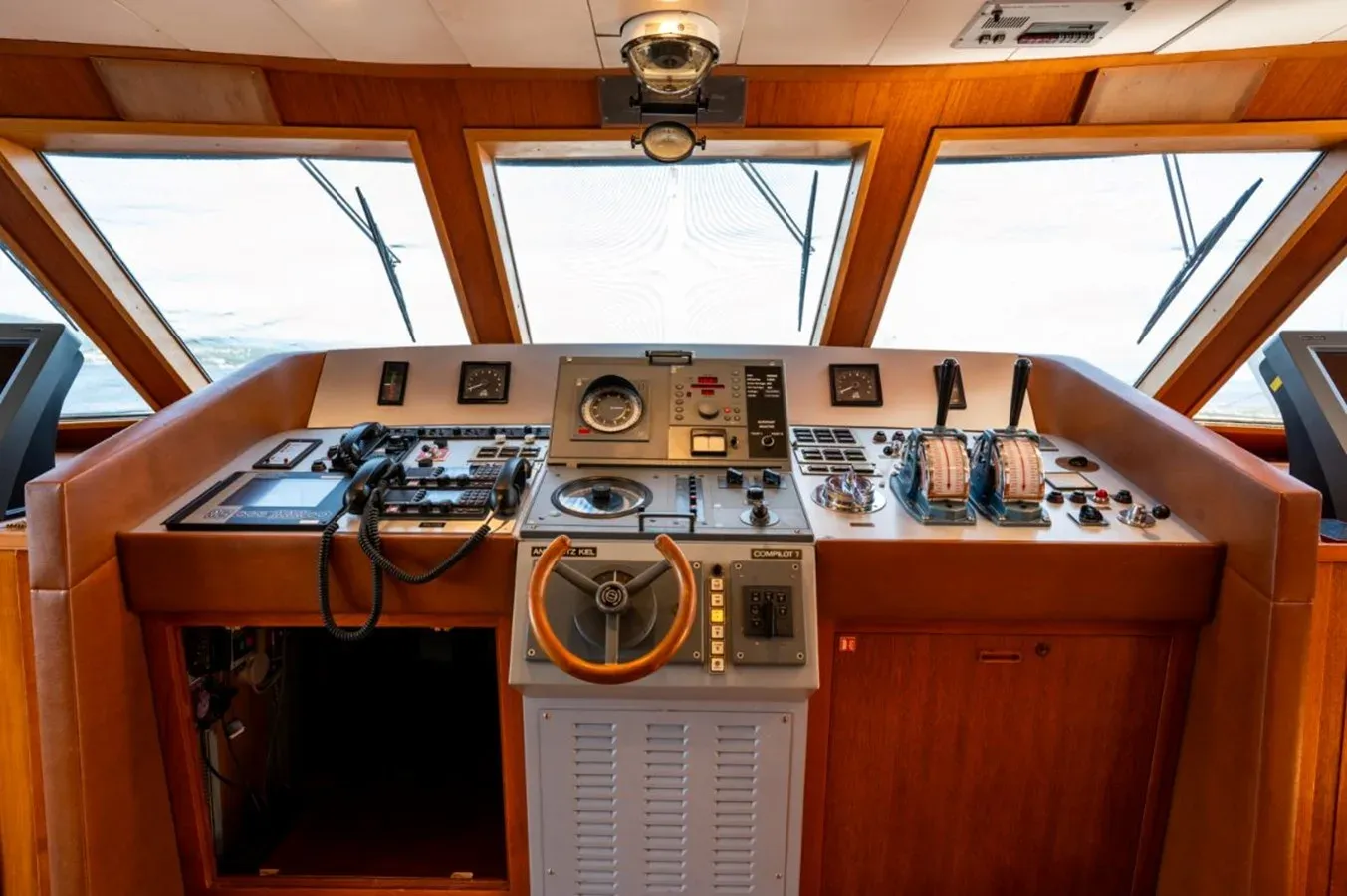 the best price on STELLA FIERA II - FeadShip