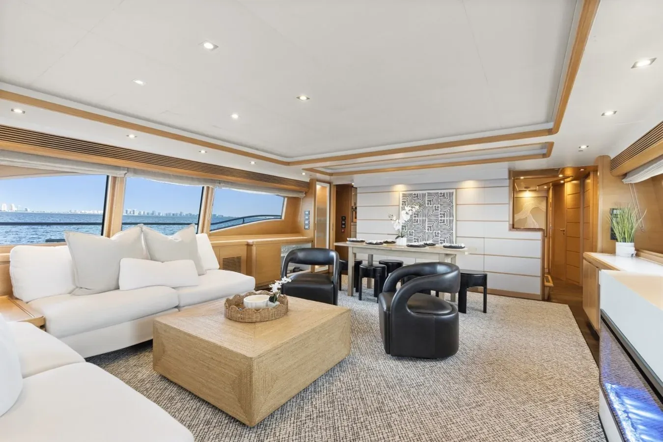 Karibu 97 yacht sale