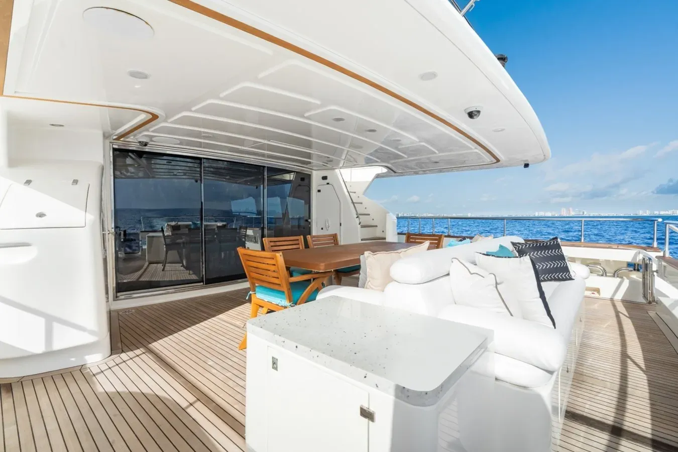 Karibu yacht sale