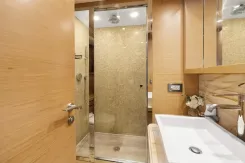 Karibu - FERRETTI CUSTOM LINE yacht sale