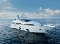 Karibu - FERRETTI CUSTOM LINE yacht sale
