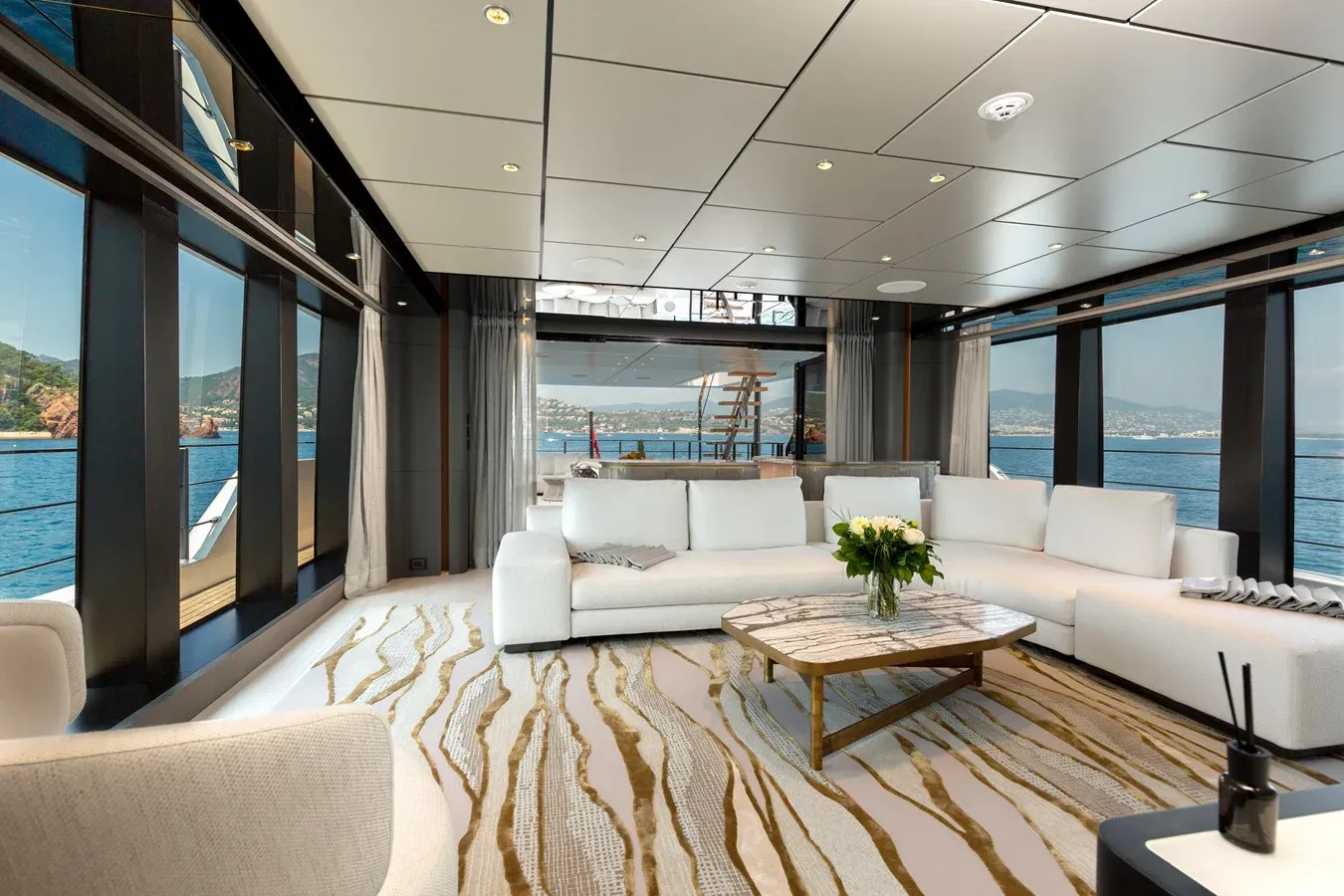 the best price on LADY DIA - FERRETTI CUSTOM LINE