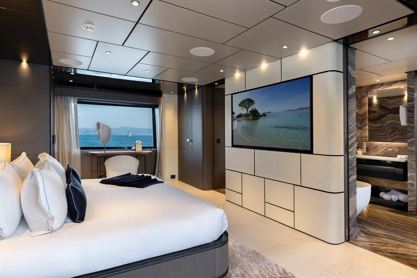 best yacht sales deals LADY DIA